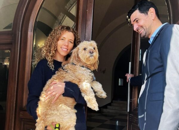 Sector 1 | Animalele de companie au acum voie să intre în Primăria Sectorului 1