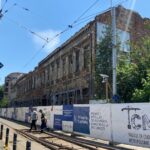 Stadiul lucrărilor la Hanul Solacolu. La ce meşteresc muncitorii care luptă să redea strălucirea clădirii istorice