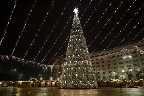 Crăciun pe bani publici Foto: Inquam Photos / Octav Ganea