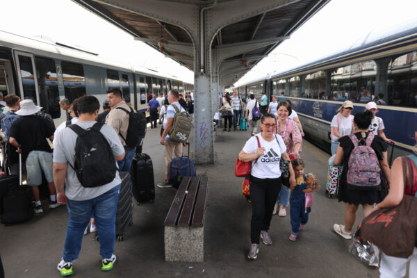 Cum mi-am recuperat banii pe un bilet CFR după ce am fost „uitat” în Gara de Nord. FOTO: Inquam Photos / George Călin