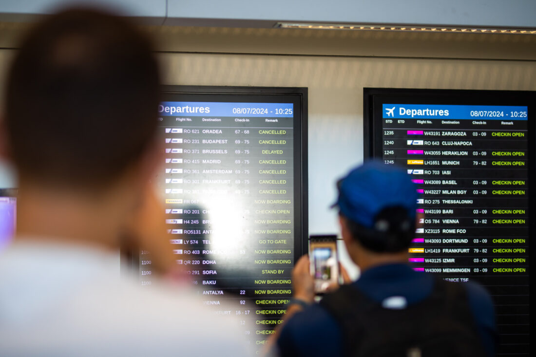 Zboruri TAROM suspendate spre Beirut. FOTO: Inquam Photos / Ovidiu Micsik