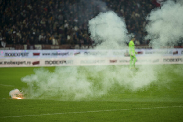 Amenzi de 30.000 de euro la Rapid - FCSB. FOTO: INQUAM / Vali Marin