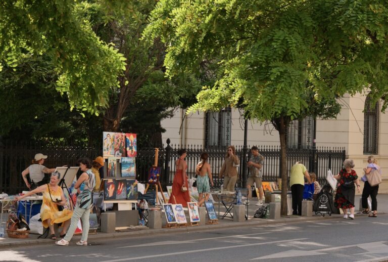 „Străzi deschise București – Promenadă Urbană” revine pe Calea Victoriei, din 12-13 aprilie