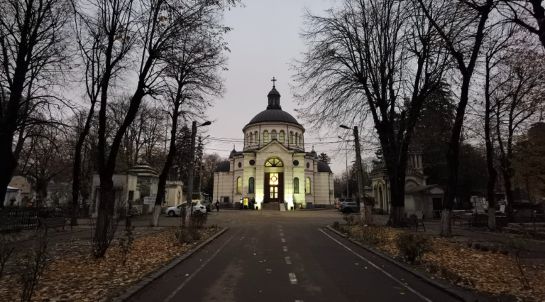 Cimitirul Bellu a fost „digitalizat” și transformat în muzeu în aer liber