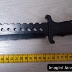 Elev tăiat cu cuţitul în apropierea şcolii. FOTO: arhivă