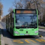 Stațiile de autobuz „Arhitect Ion Mincu” și „Piața Victoriei”