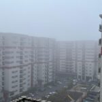 Dimineaţă cu ceaţă în Bucureşti.