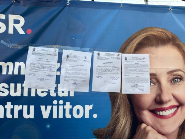 Conflict între Piedone și USR Sector 5. Corturi de campanie desființate