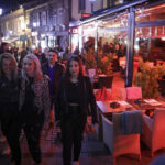 Bucureştiul în topul oraşelor unde se iau cine târzii FOTO: INQUAM / Octav Ganea