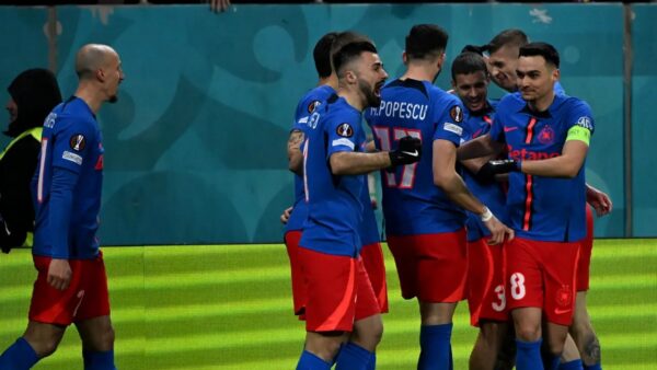 Amenzi de peste 82.000 de mii de lei la meciul FCSB-PAOK Salonic. FOTO: prosport.ro