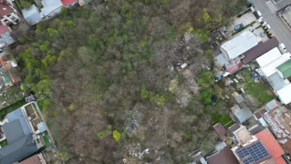 Primăria cere opinia cetățenilor pentru amenajarea parcului din strada Moroeni. Proiectul se discută în Consiliul Local, pe 30 ianuarie. FOTO: PS2/Facebook