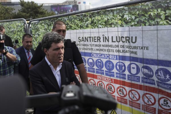 Nicușor Dan după ce a ieșit de la Poliție: „Am stat degeaba”. Foto_ INQUAM_Photos_Octav_Ganea