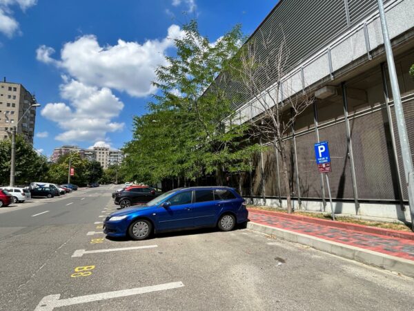 Peste 300.000 de locuri de parcare în Capitală