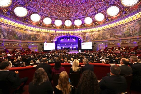 peste 60 de ONG-uri s-au aliat pentru protejarea patrimoniului. Foto Summitul European al Patrimoniului