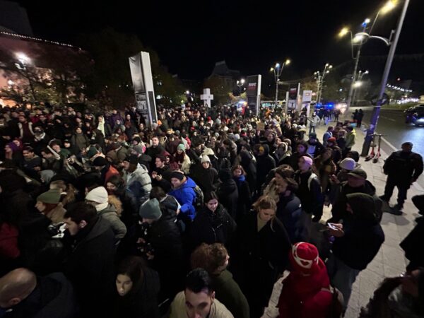 Protestele „anti-legionarism” au început în București luni. Foto Cătălin Anghel Dimache
