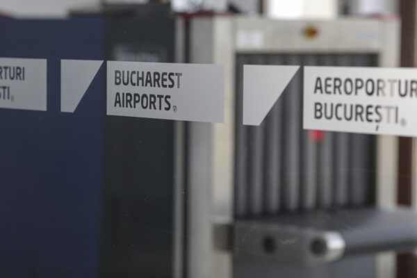 Compania Naţională de Aeroporturi Bucureşti. FOTO: Octav Ganea / INQUAM