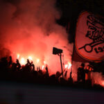 Torţe la meciul Dinamo - FCSB. FOTO: INQUAM / Vali Marin