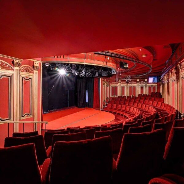 PMB pune în dezbatere publică tarifele de la Teatrul Metropolis. Propunerile pot fi depuse până pe 13 martie. FOTO: Teatrul Metropolis