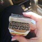 A cumpărat țigări de contrabandă de 120 de lei