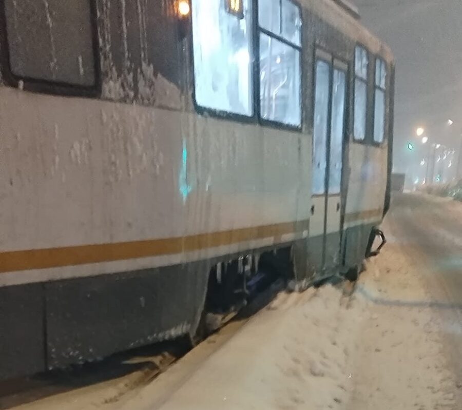 tramvaie deraiate