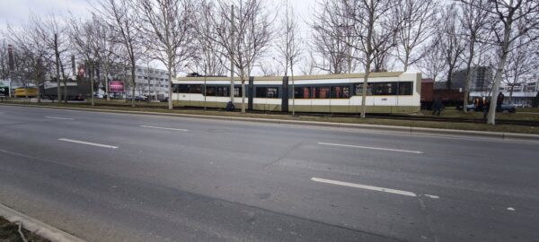 Un tramvai a deraiat